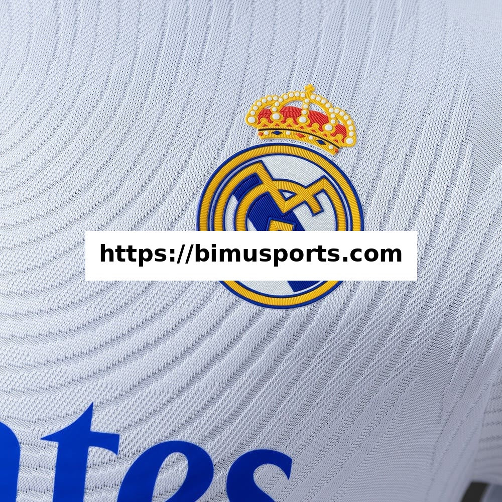Camisola Real Madrid 21/22 Principal Manga Comprida Versão de Jogador Retro