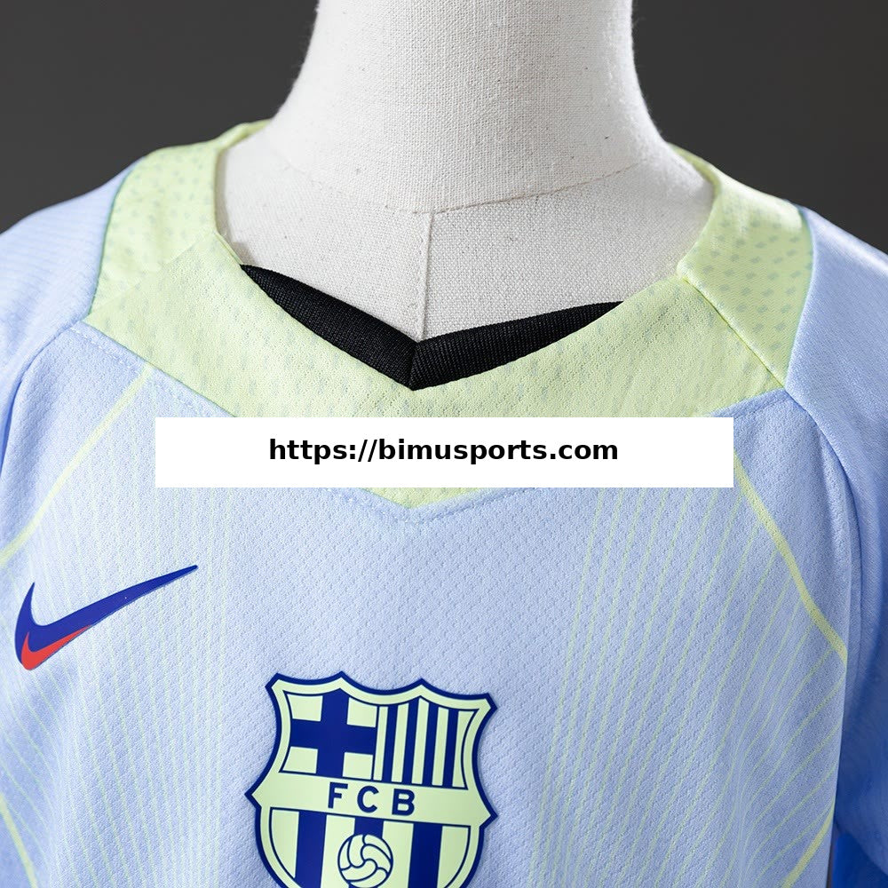 Camisola Barcelona 25/26 Edição Conceptual - Verde Equipamento Infantil