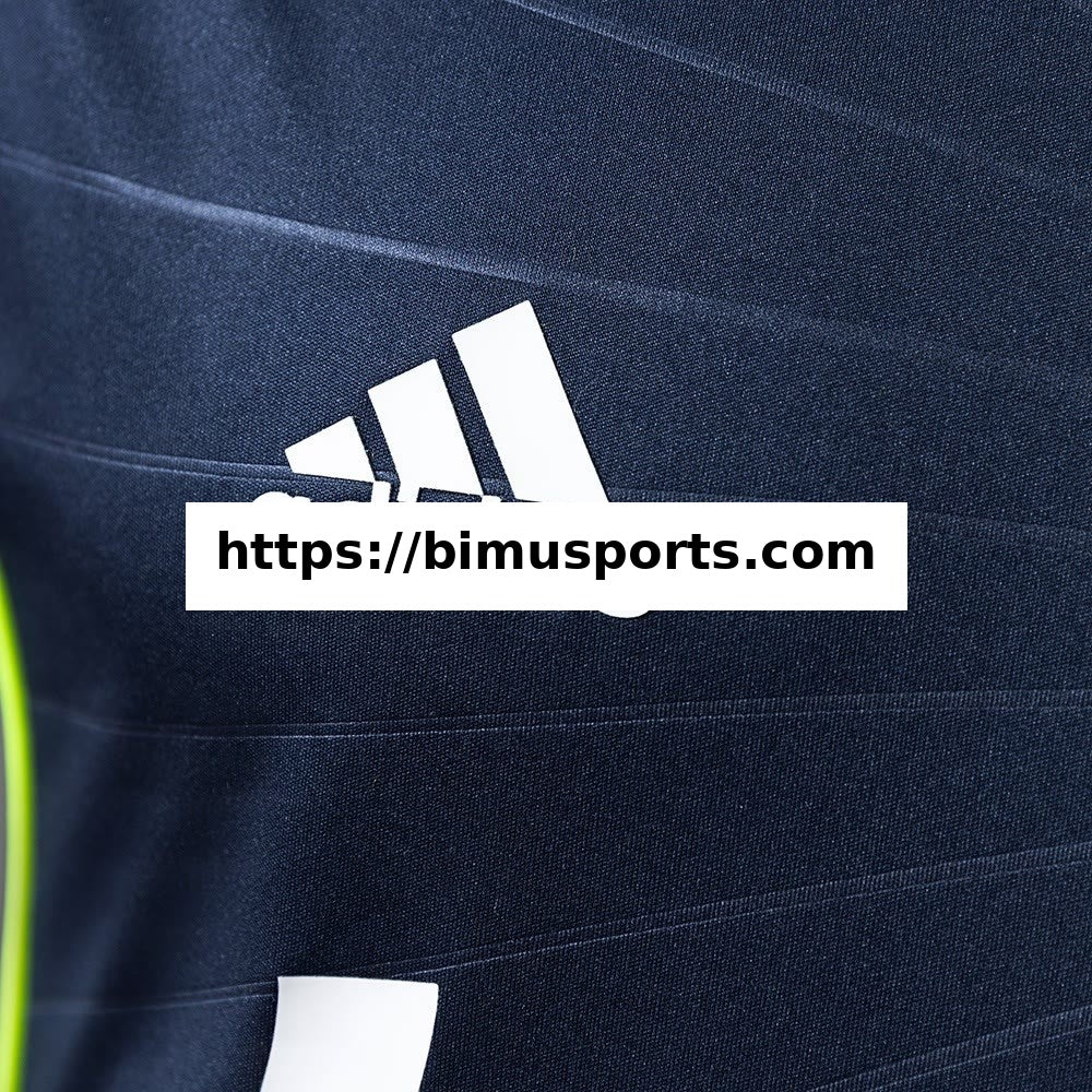 Camisola Real Madrid 201011 Alternativa Retro Versão de Jogador