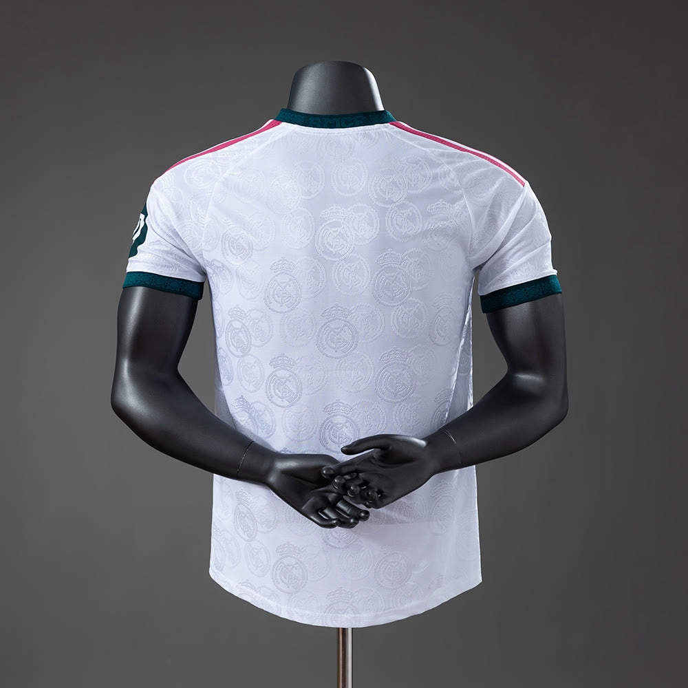Camisola Real Madrid 26/27 Edição Especial Versão de Jogador - Branco
