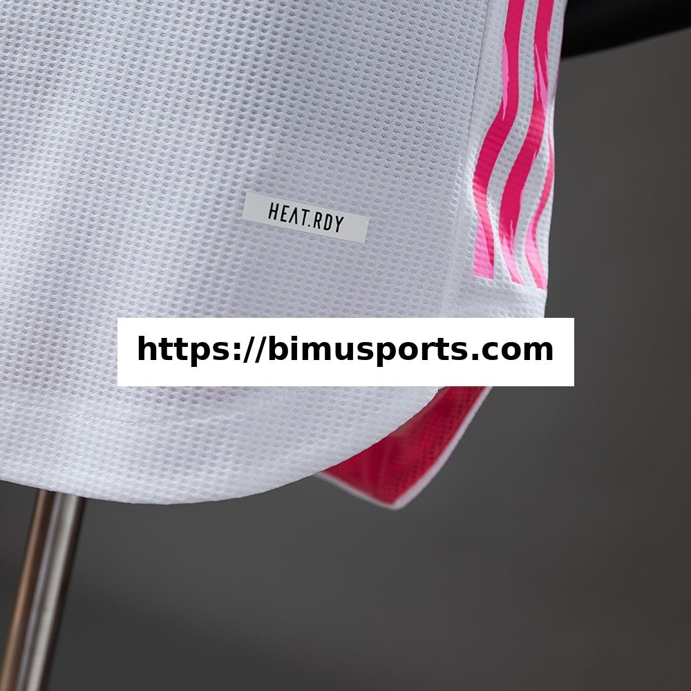 Camisola Real Madrid 2021 Versão de Jogador Retro Principal