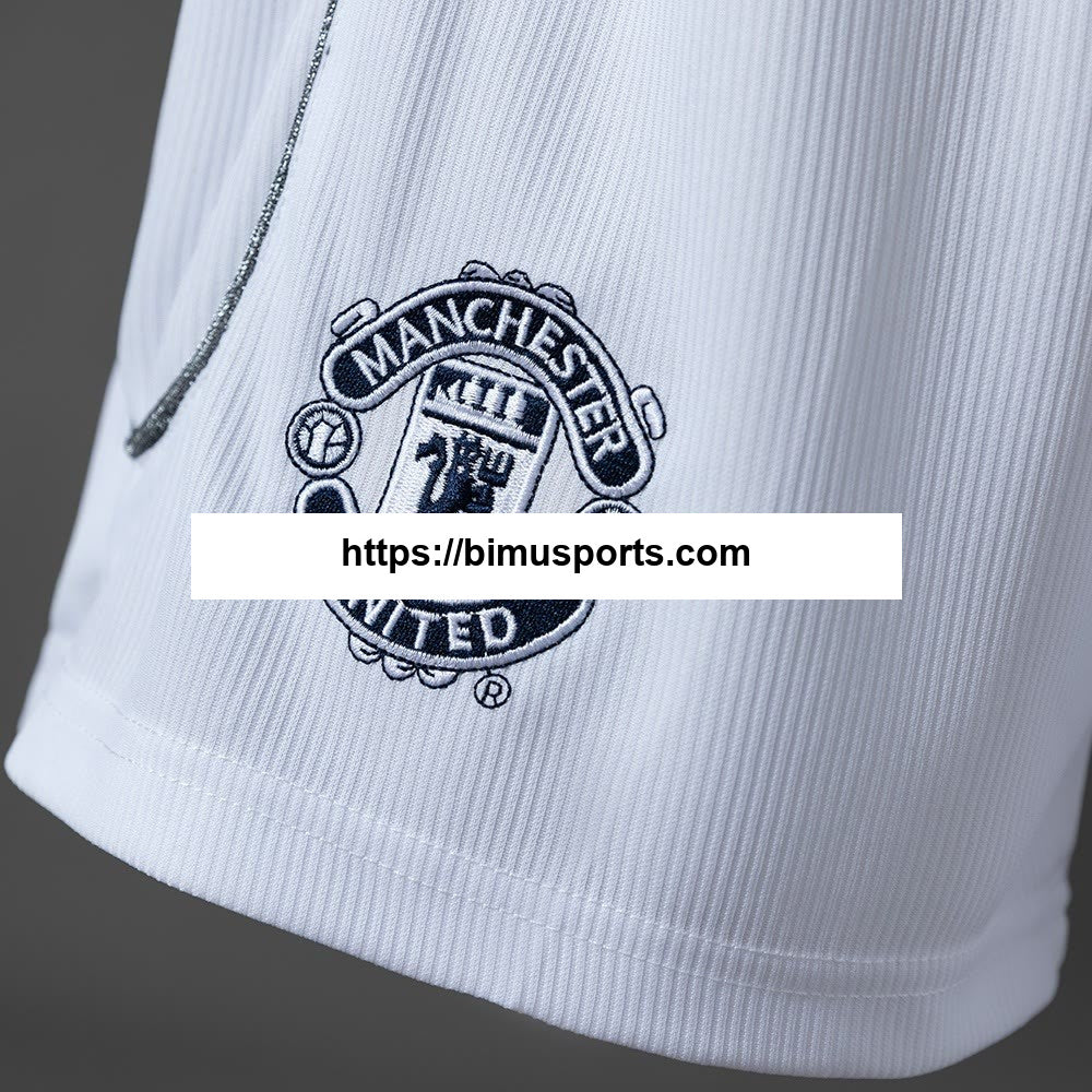 Shorts retrô MU 99/00 Alternativo