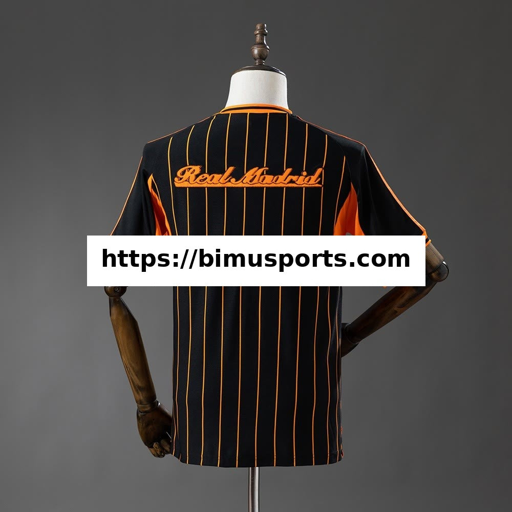 Camisola Real Madrid 25/26 Baseball - Preto e Laranja Às Riscas