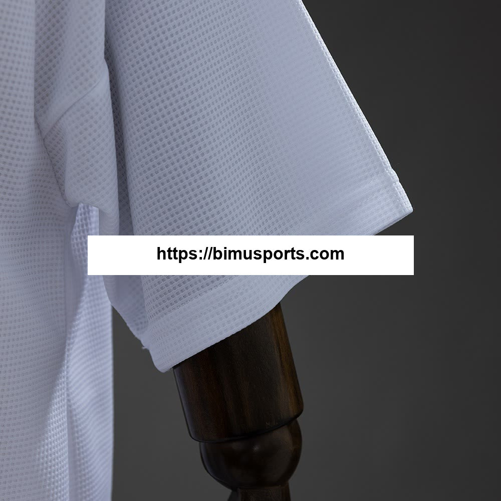 Camisola Alternativa Internacional 26/27