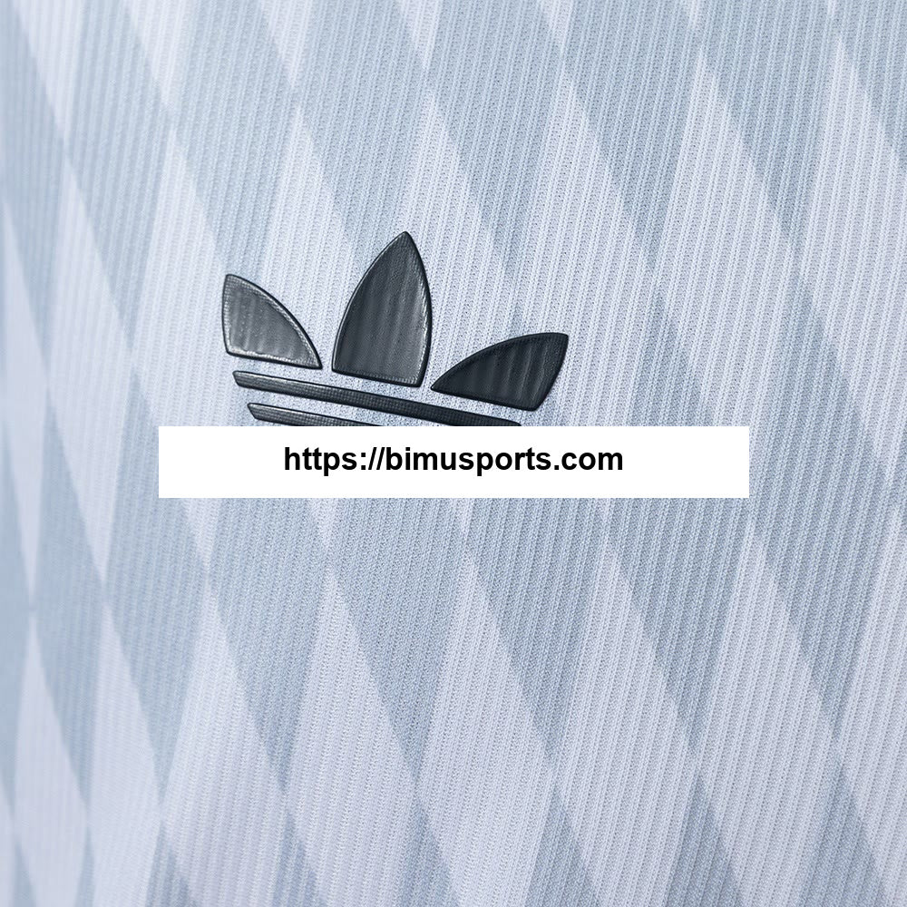Camisola alternativa do Bayern de Munique 26/27