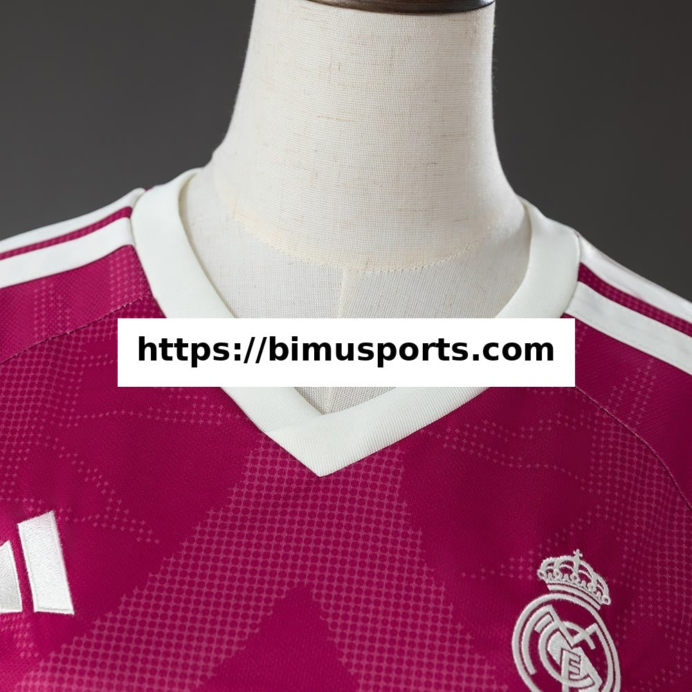 Camisola Real Madrid 26/27 Terceira Alternativa Feminina