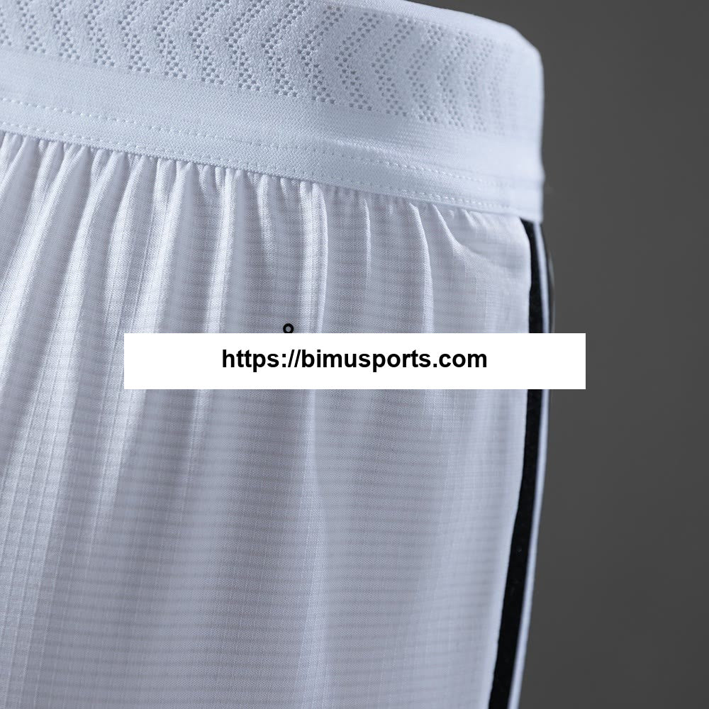 Shorts da versão do jogador branco da Alemanha 20/26
