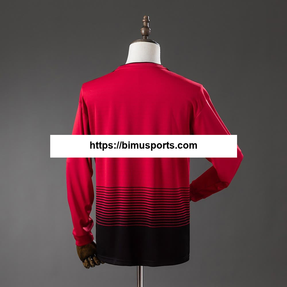 Camisola M-U 18/19 Principal Manga Longa Retro