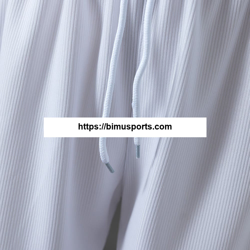 Shorts retrô MU 99/00 Alternativo