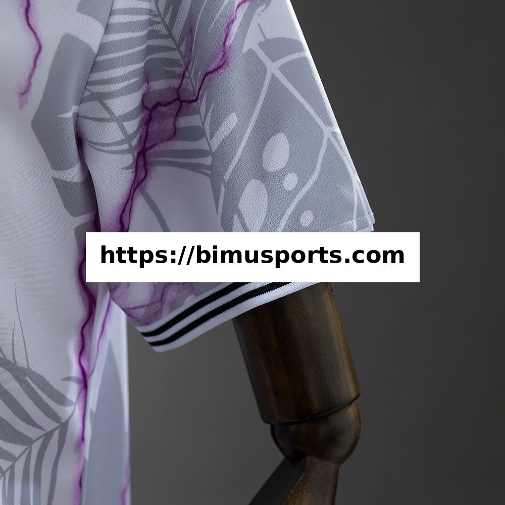Camisola Real Madrid 25/26 Edição Especial