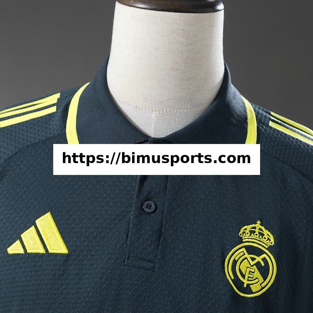 Camisola Real Madrid 25/26 POLO - Cinzento Escuro & Amarelo