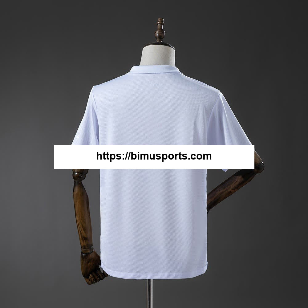 Camisola branca do 125º aniversário do Tottenham Hotspur