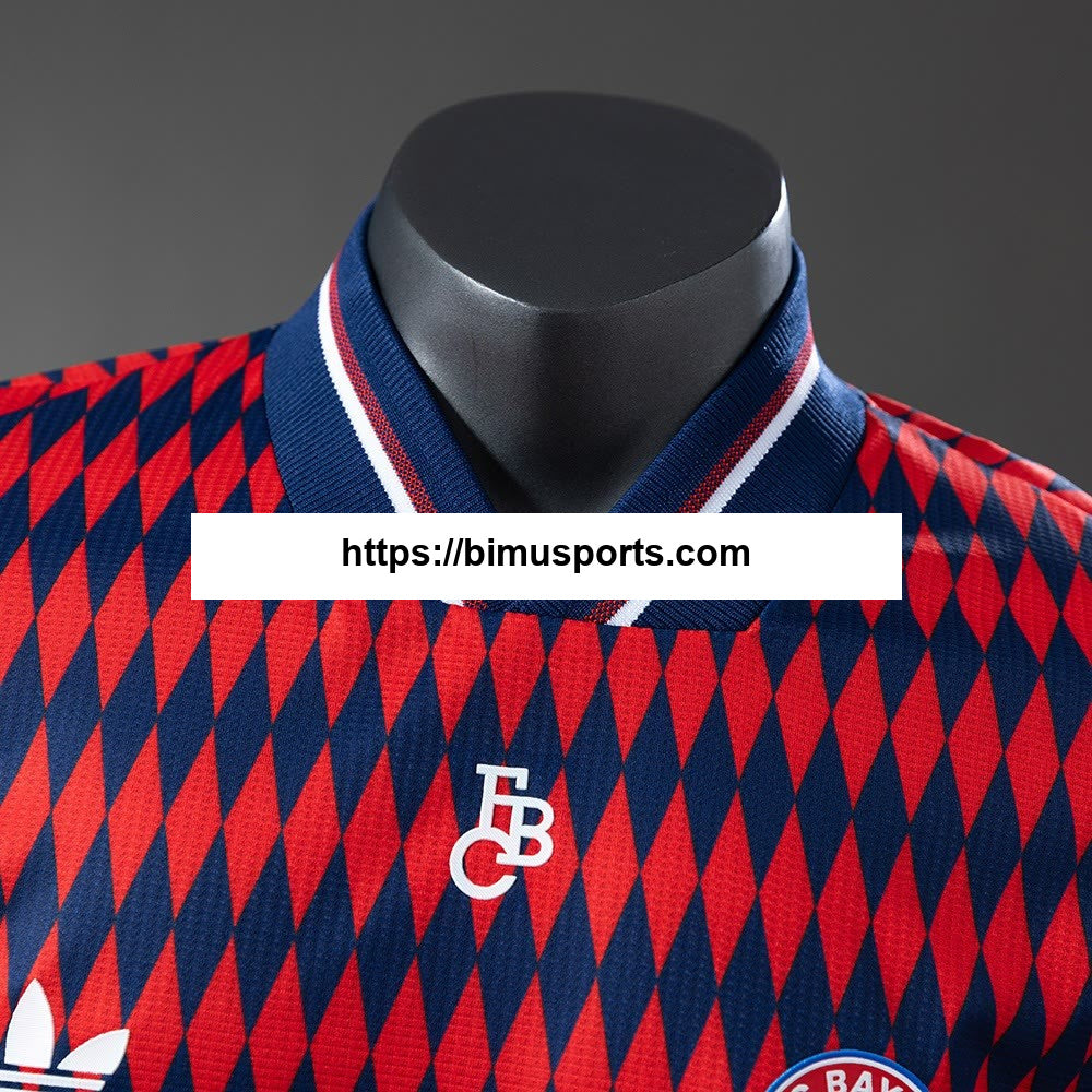 Camisola vermelha da versão do jogador do Bayern de Munique 25/26
