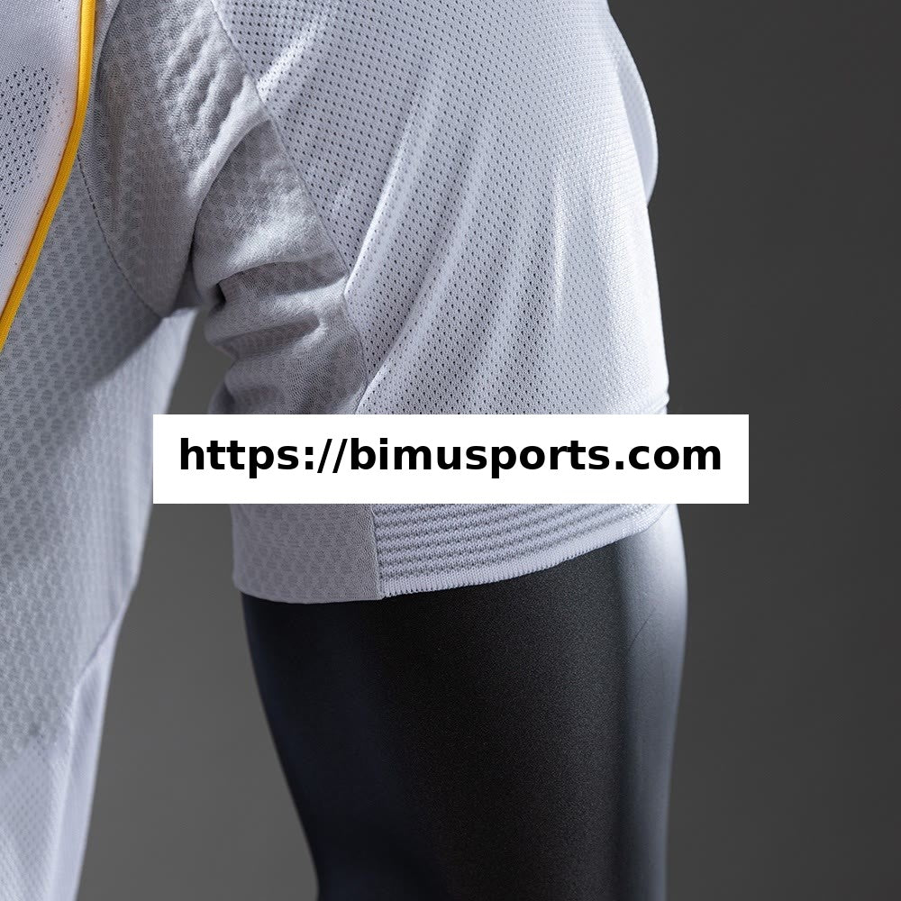 Camisola Real Madrid 25/26 Versão de Jogador Principal