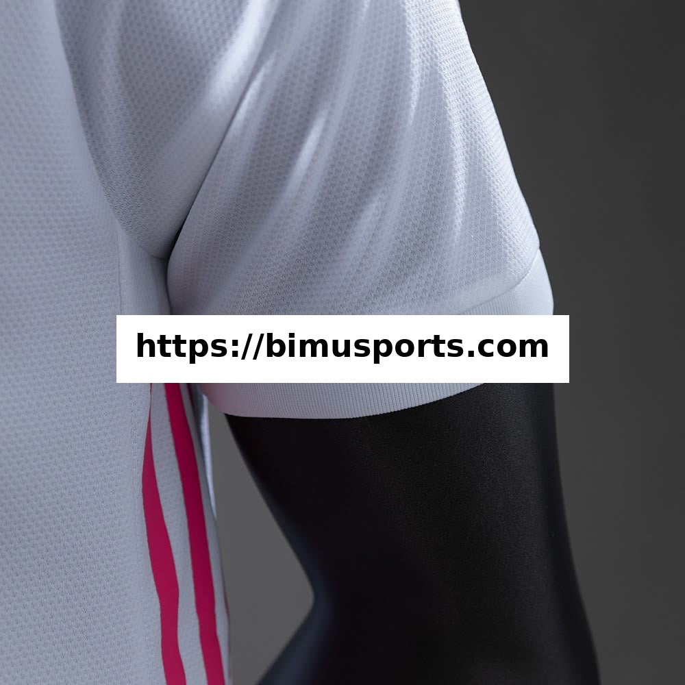 Camisola Real Madrid 2021 Principal Versão de Jogador Retro