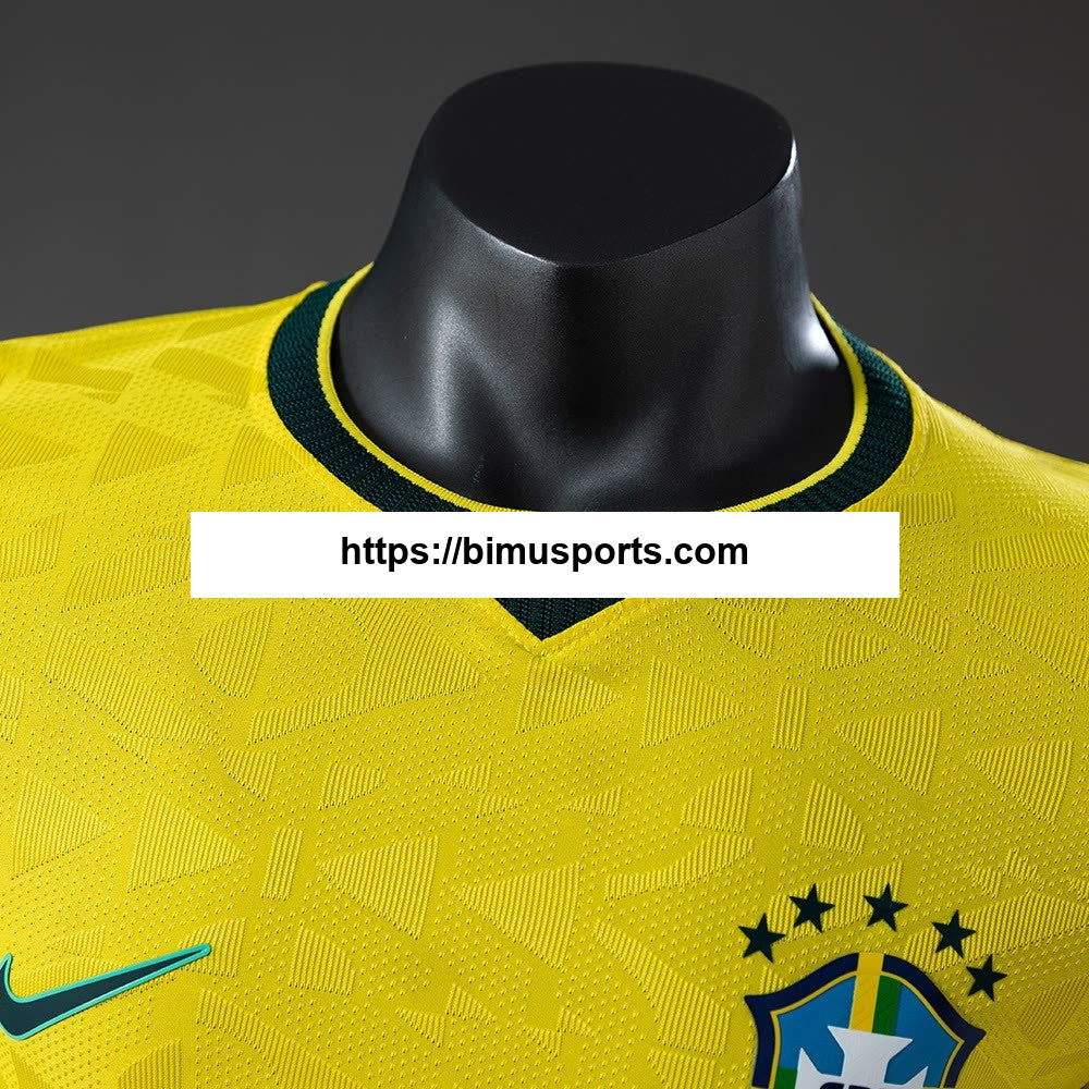 Camisola Manga Longa Brasil 20/26 Principal Player Versão