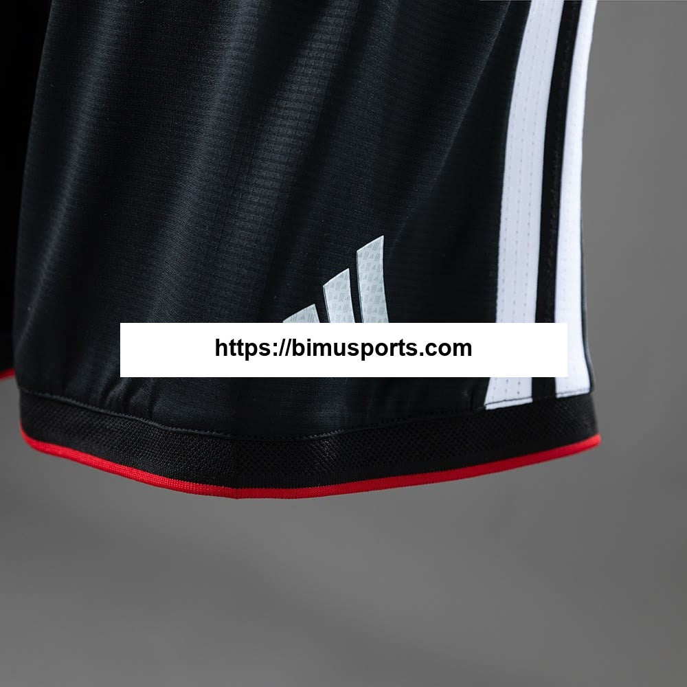 Shorts alemães 20/26 pretos da versão player
