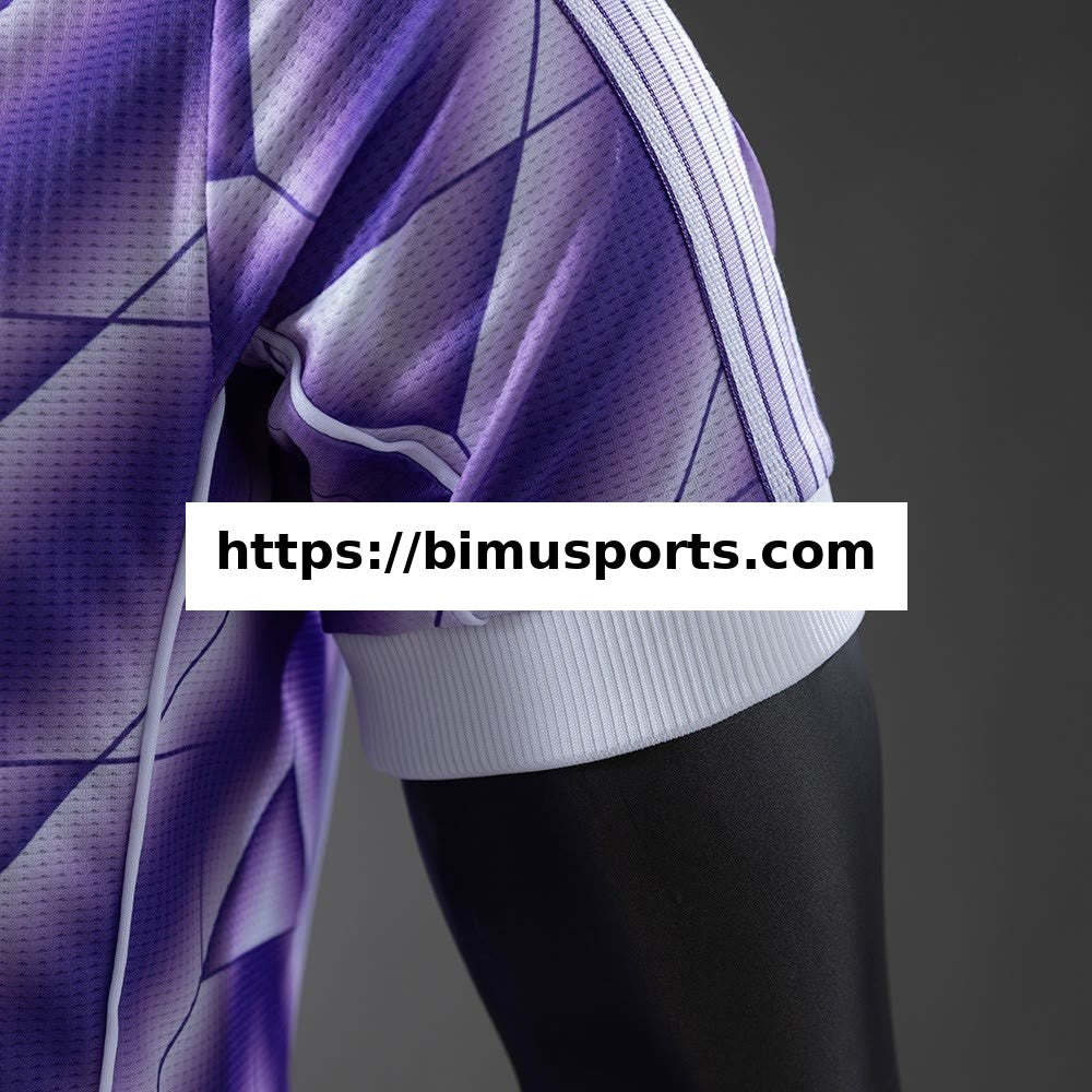 Camisola Real Madrid 25/26 Roxo Versão de Jogador
