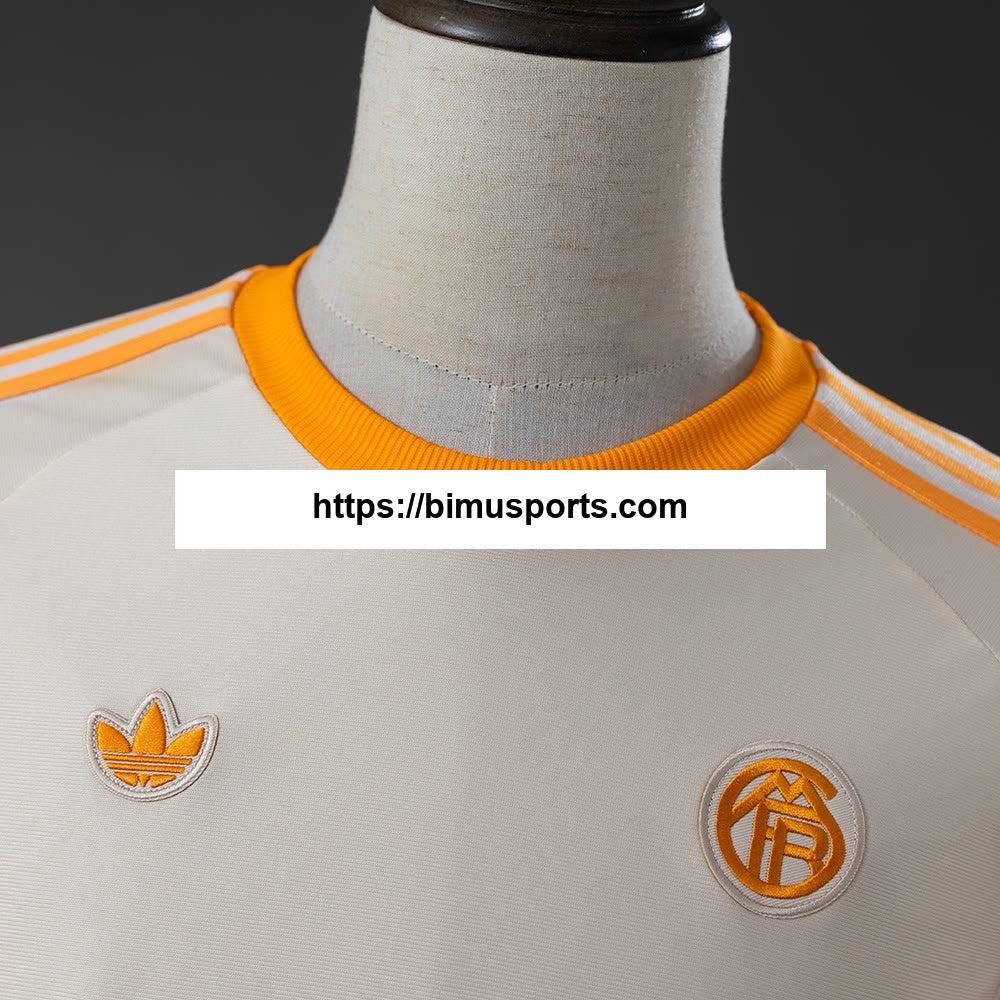 Camiseta de manga comprida Bayern Munich Terrace Icons bege