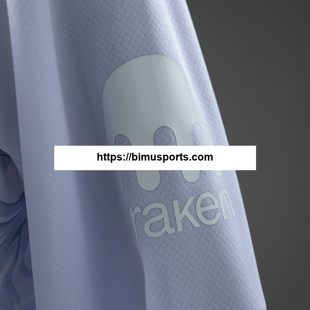 Camisola branca de manga comprida do 125º aniversário do Tottenham Hotspur