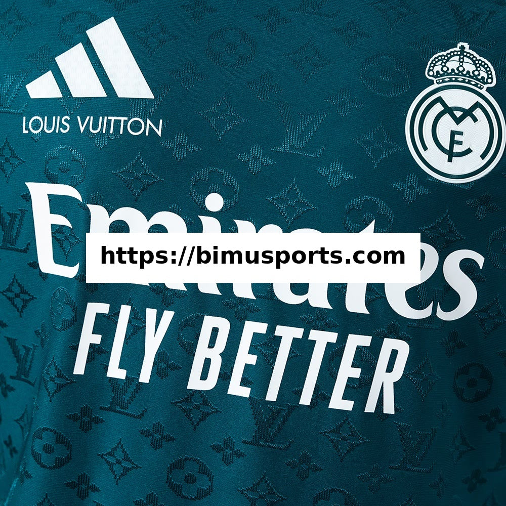 Camisola Real Madrid 26/27 Edição Especial - Escuro Verde Versão de Jogador