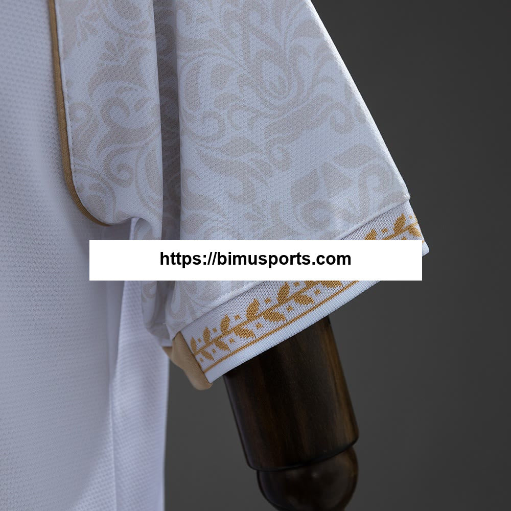 Camisola Vitória 26/27 Edição Especial de Ano Novo