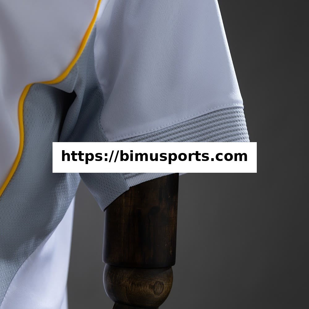 Camisola Real Madrid 25/26 Principal Feminina