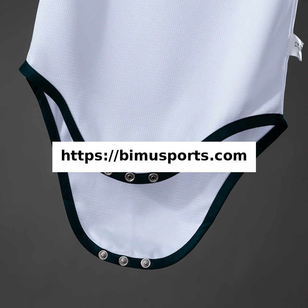 Camisola Real Madrid 26/27 Principal Bebé TAMANHO 912