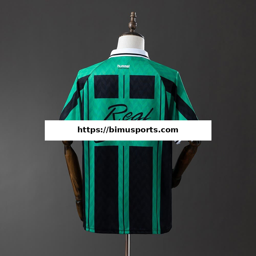 Camisola Real Betis Balompi#U00e9. Camiseta OverTamanho NegraVerde