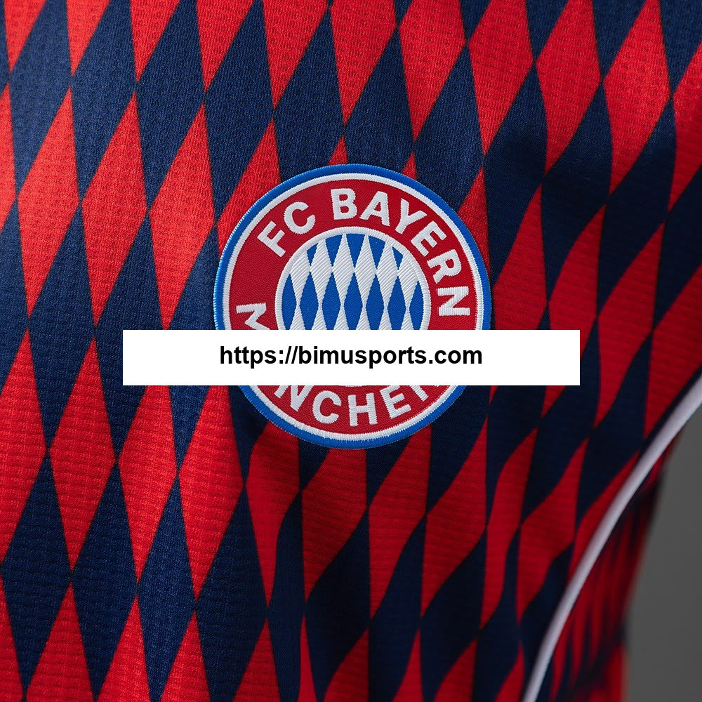 Camisola vermelha da versão do jogador do Bayern de Munique 25/26