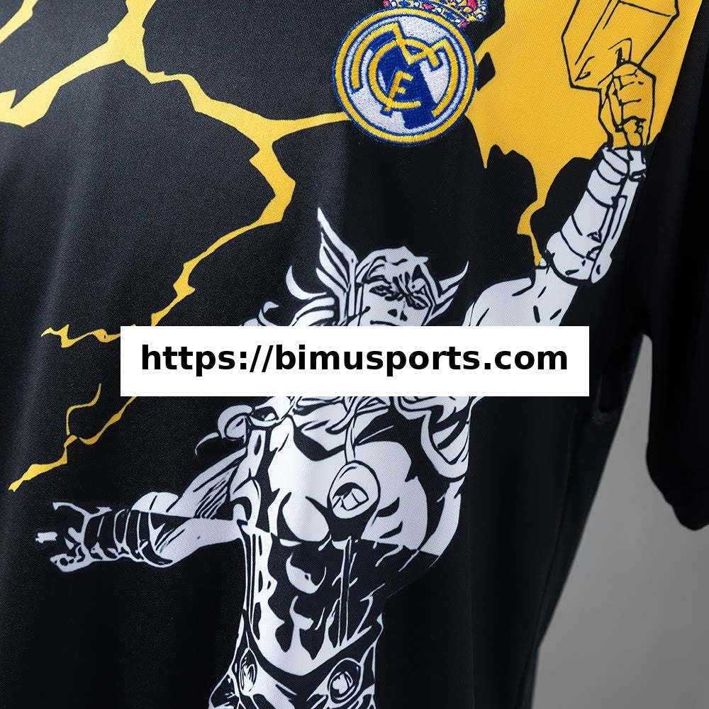 Camisola Real Madrid 25/26 Avengers - Pré-Jogo(Preto)