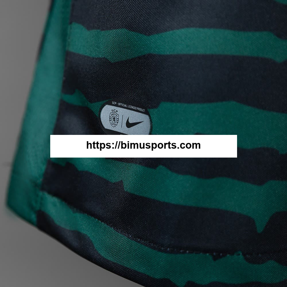 Camisola Sporting CP 25/26 Edição Especial de Natal