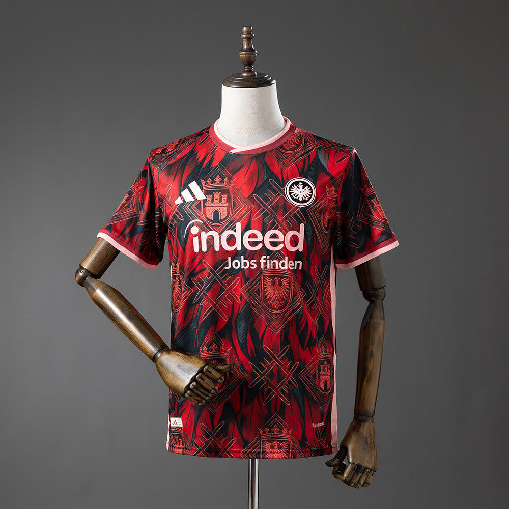 Camisola de edição especial Frankfurt 26/27