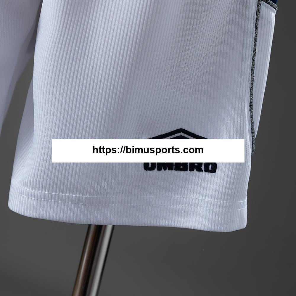 Shorts retrô MU 99/00 Alternativo