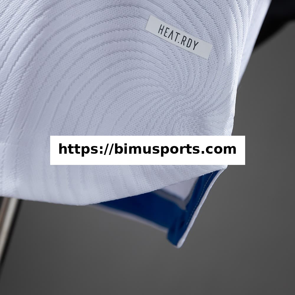 Camisola Real Madrid 21/22 Retro Versão de Jogador Principal