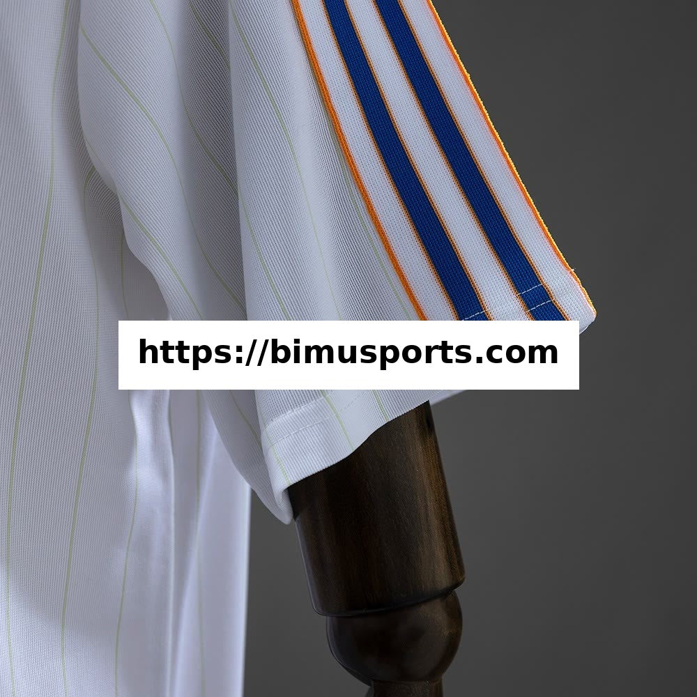 Camisola Real Madrid Terrace Icons T-shirt Branco Azul