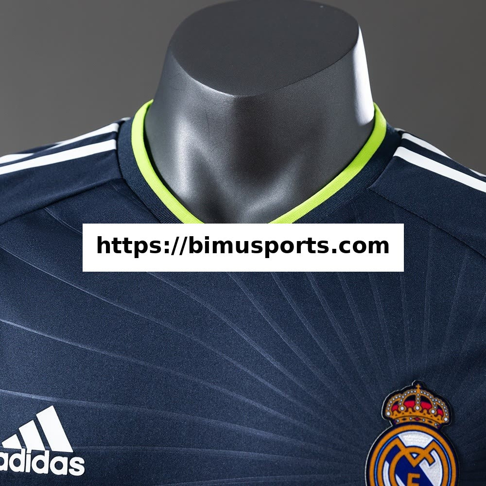 Camisola Real Madrid 201011 Alternativa Retro Versão de Jogador