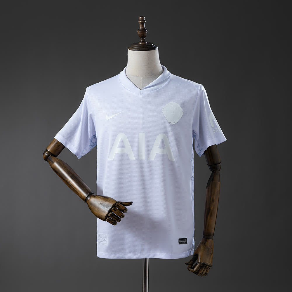 Camisola branca do 125º aniversário do Tottenham Hotspur