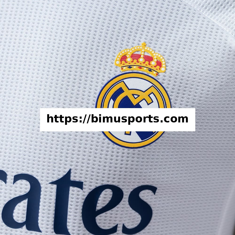 Camisola Real Madrid 2021 Versão de Jogador Retro Principal
