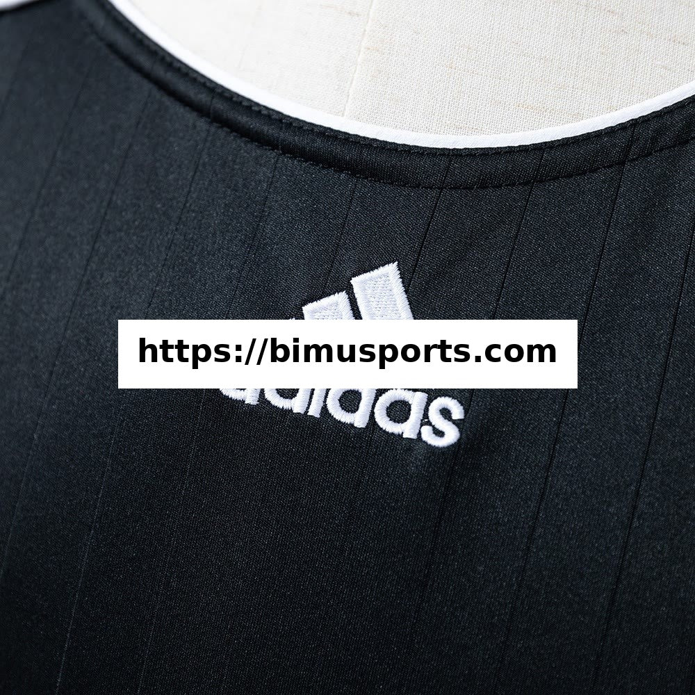 Camisola Retro Real Madrid 06/07 Terceira Alternativa