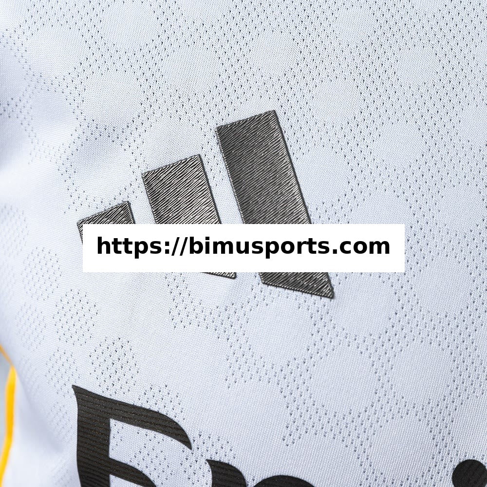 Camisola Real Madrid 25/26 Principal Manga Comprida Versão de Jogador