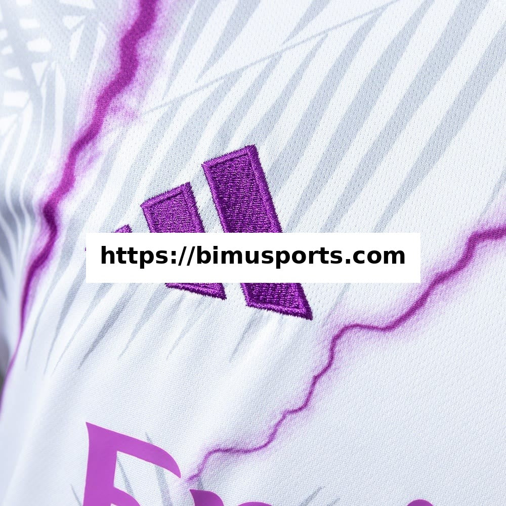 Camisola Real Madrid 25/26 Edição Especial