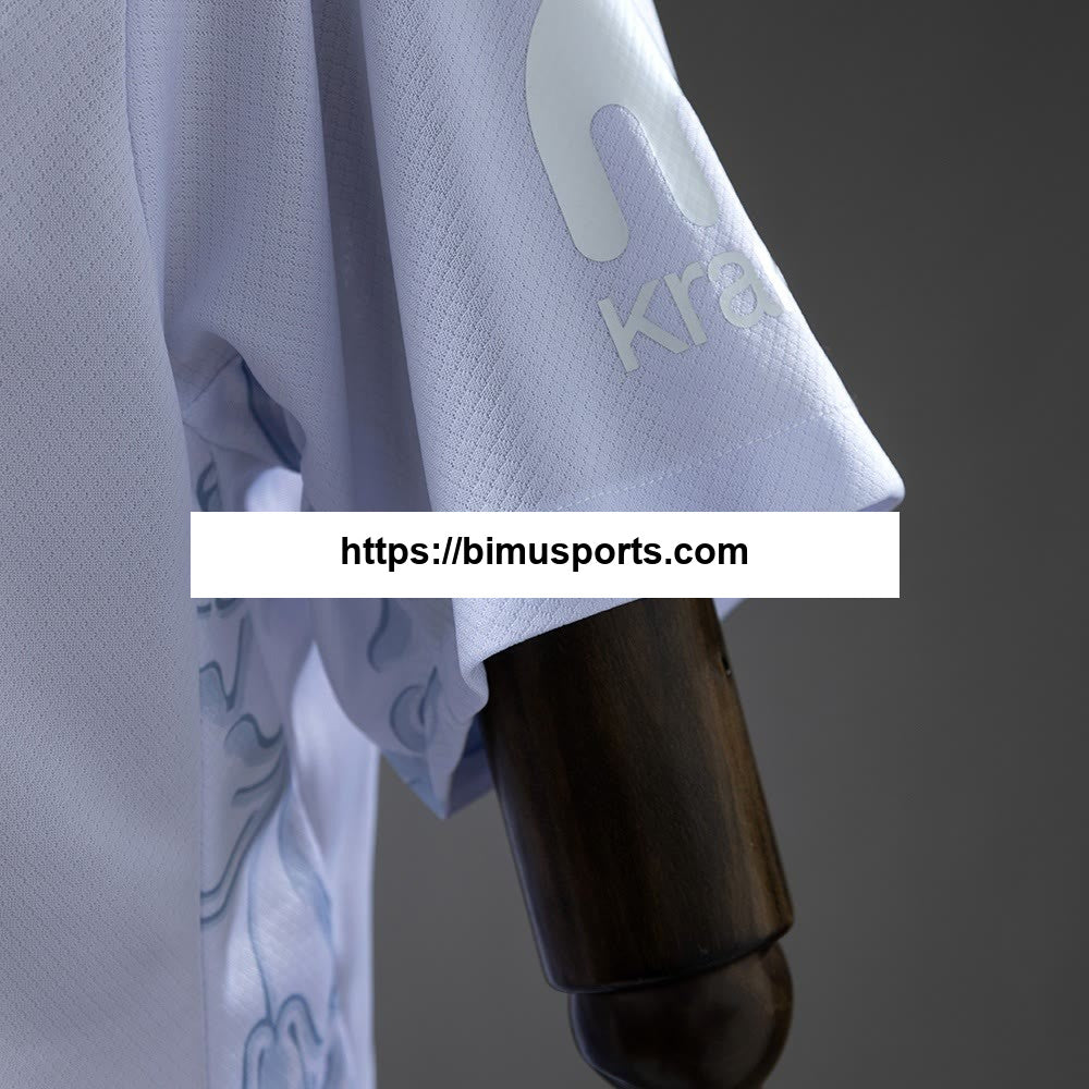 Camisola branca do 125º aniversário do Tottenham Hotspur
